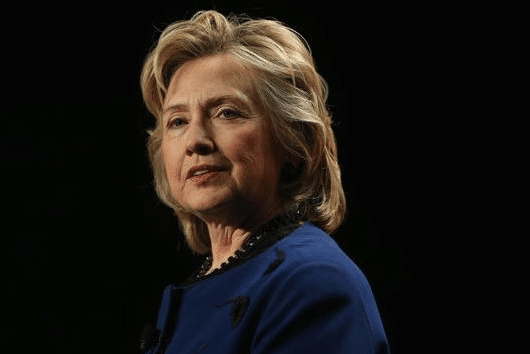  希拉妮抱打不平藏玄机