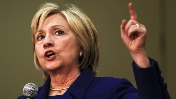  希拉里私人电邮丑闻再度发酵