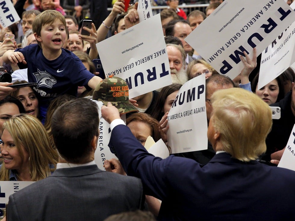 大法官逝世 特朗普借机为己造势